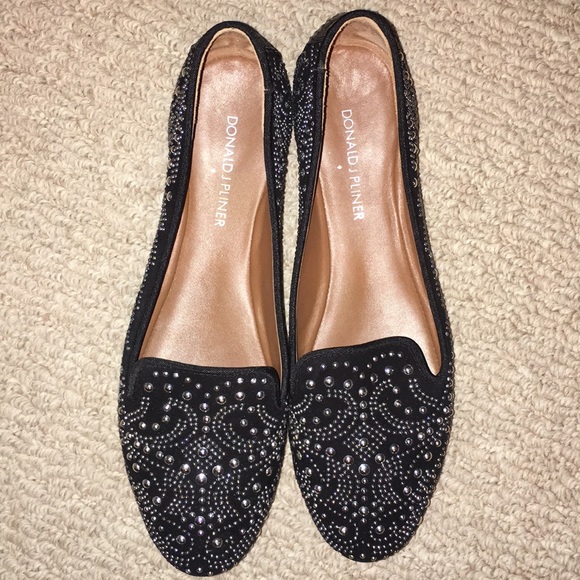 donald pliner flat shoes
